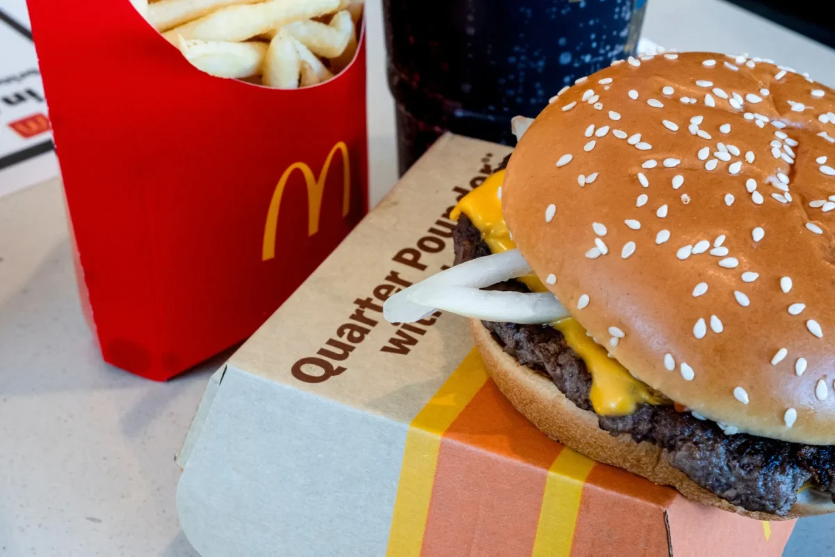 E. coli outbreak linked to Quarter Pounder Hamburger by McDonald’s